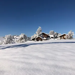 Apartment Aigisblick Mit Pool Und Sauna, Direkt Am Skihang, Missen-Wilhams